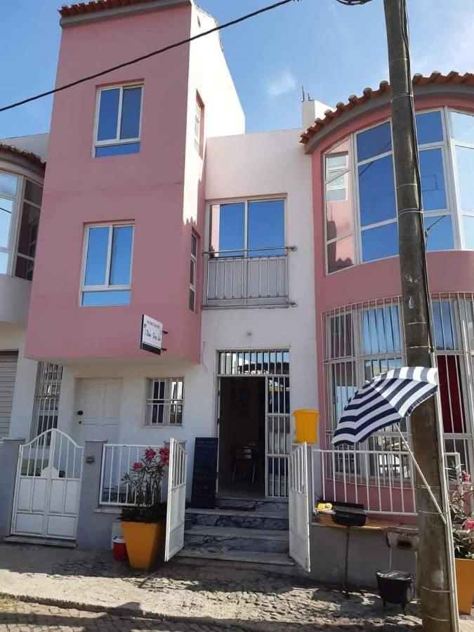 Maison Residencial Casa De Ferias Hotel Pedra Badejo  Kültér fotó